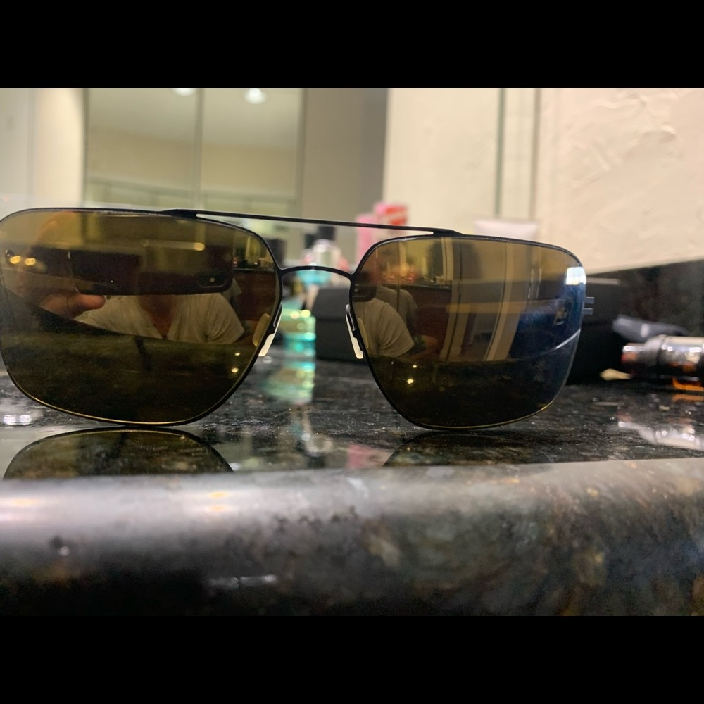 reykjavik eyes black label shades